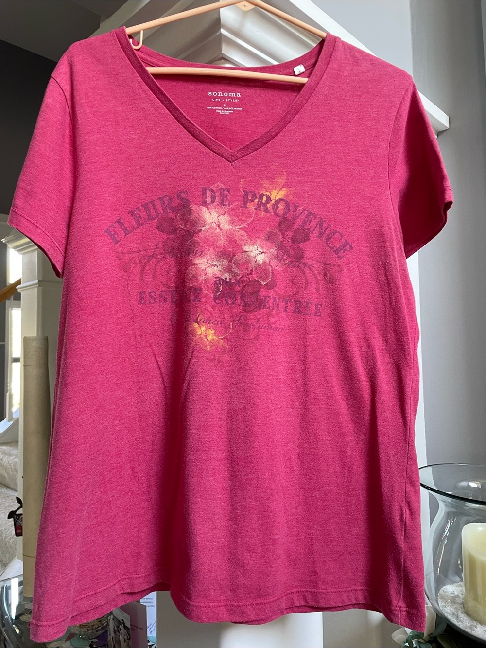 Sonoma Rose Pink V-Neck Floral Graphic Tee women’s size large